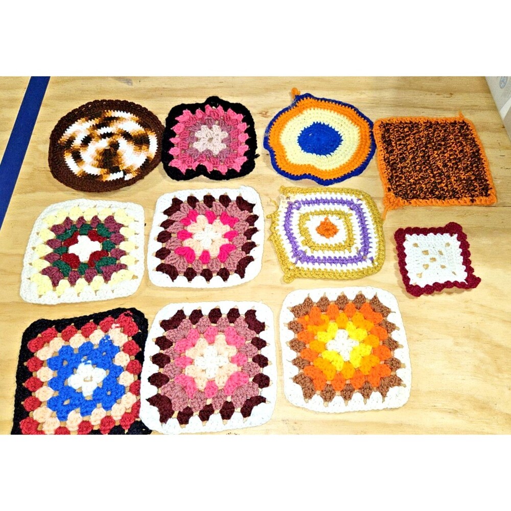 Crochet Floral Pot Holders Lot of 11 Vtg Handmade Hot Pads Towel kitchen dining